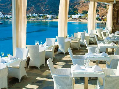 Petasos & - Small Luxury Of The World