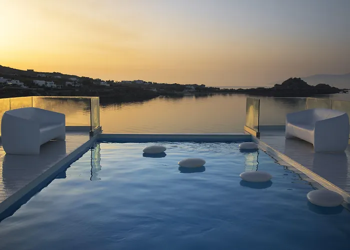 Petasos & - Small Luxury Of The World Platísz Jalósz