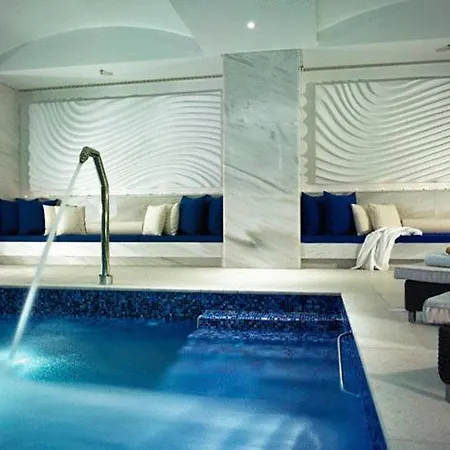 호텔 페타소스 비치 앤 스파 Platys Gialos (Mykonos)